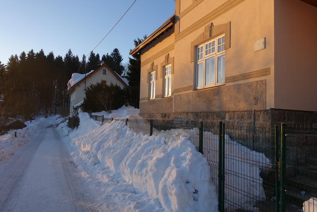 Asika Villa Josefŭv Dŭl Exterior photo