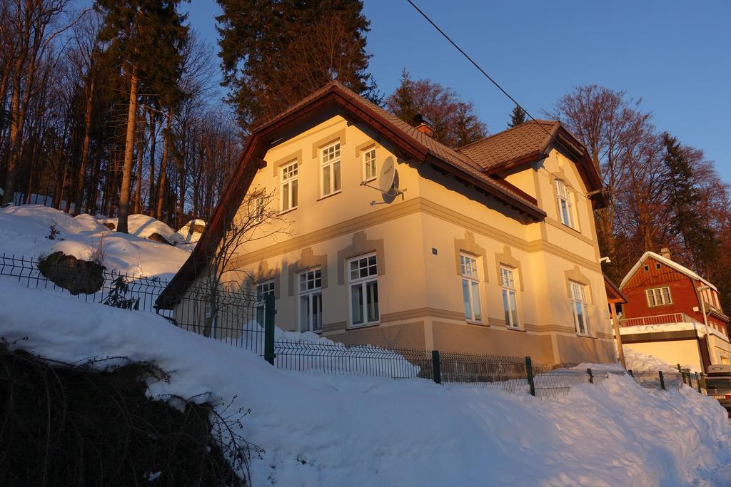 Asika Villa Josefŭv Dŭl Exterior photo